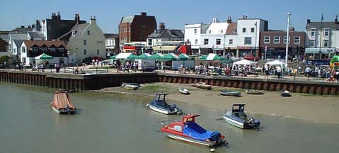 Coronation Green from the Footbridge (Photograph by Ray Hamblett)